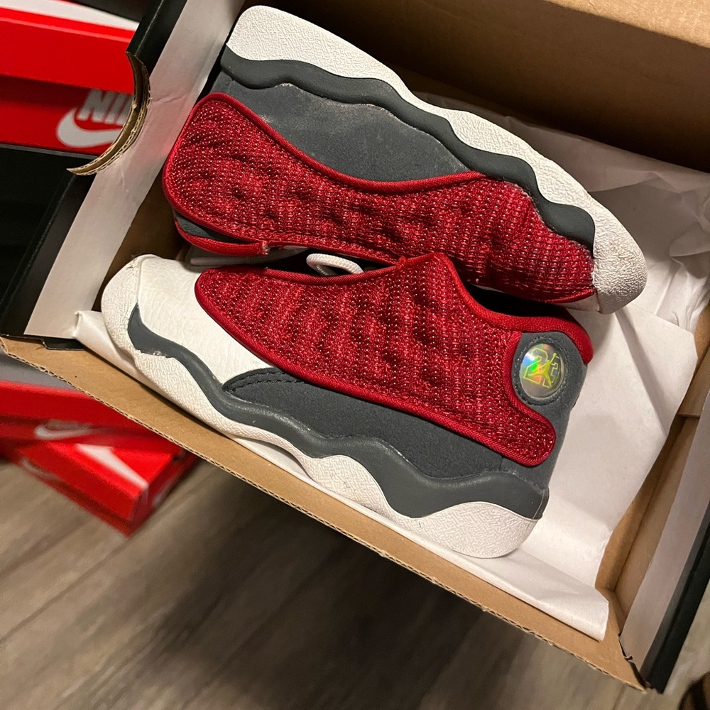 Toddler Jordan’s 13s